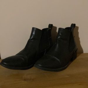 Steve Madden Leather Boots